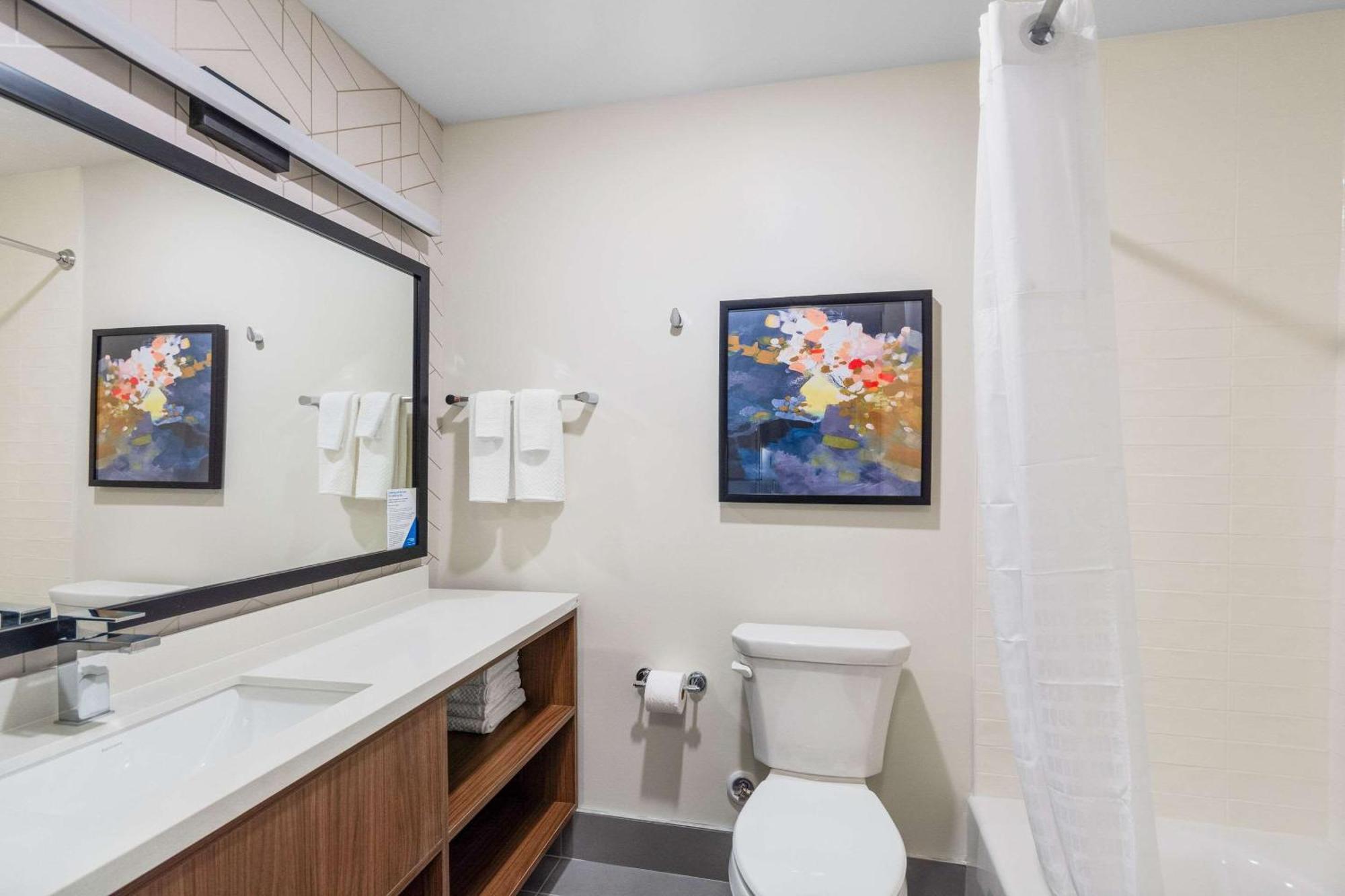 Everhome Suites Lexington - Horse Park ภายนอก รูปภาพ