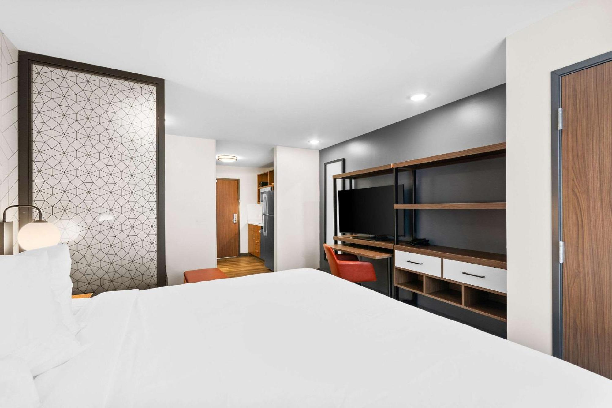 Everhome Suites Lexington - Horse Park ภายนอก รูปภาพ