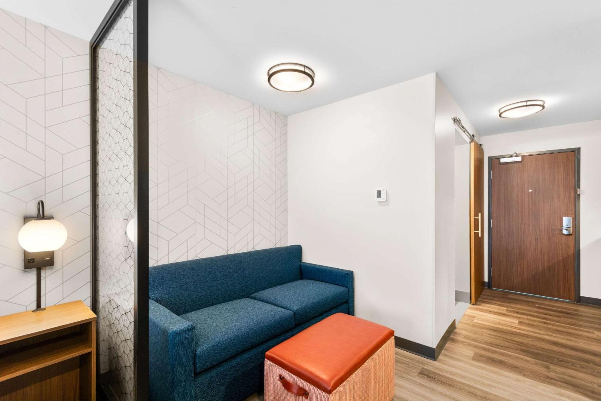 Everhome Suites Lexington - Horse Park ภายนอก รูปภาพ